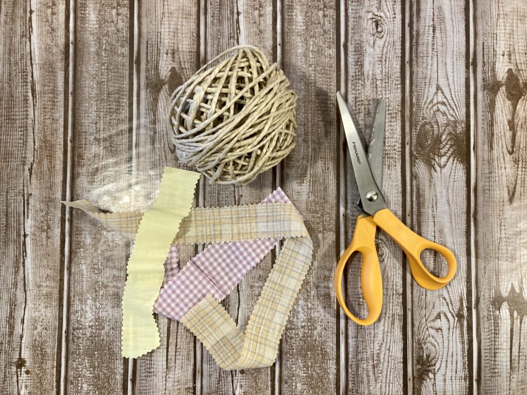 Jute Twine, pinking shears and strips of fabric.